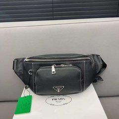 Бананка Prada чоловіча