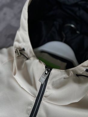 Ветровка Hugo Boss бежевая