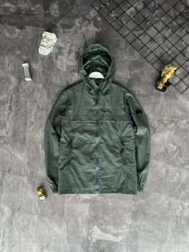 Вітровка CP company чоловіча зелена