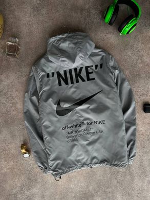 Мужская серая ветровка Nike легкая