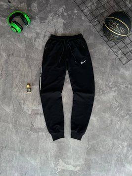 Спортивні штани Nike чорні