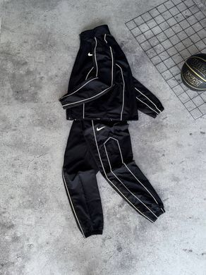 Чоловічий спортивний костюм Nike чорного кольору