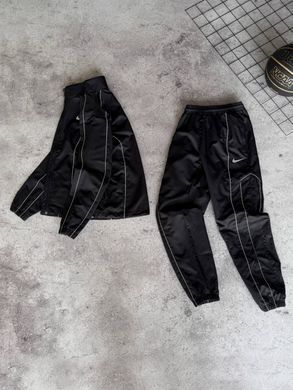 Чоловічий спортивний костюм Nike чорного кольору