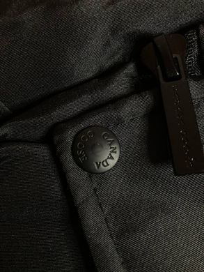 Чоловічий жилет Canada Goose чорний утеплений