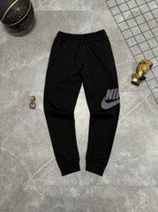 Спортивні штани Nike чорні